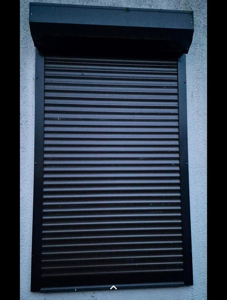 Donkerbruin rolluiken handmatig, Doe-het-zelf en Verbouw, Rolluiken, Ophalen of Verzenden, Gebruikt, Wit