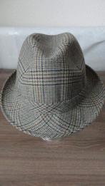 Hoed geruit 57, Ophalen of Verzenden, Gedragen