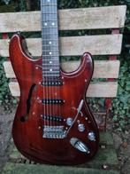 Fender Stratocaster by Poynter Canada Boetiek Guitar Bilder, Muziek en Instrumenten, Ophalen of Verzenden, Zo goed als nieuw, Semi-solid body