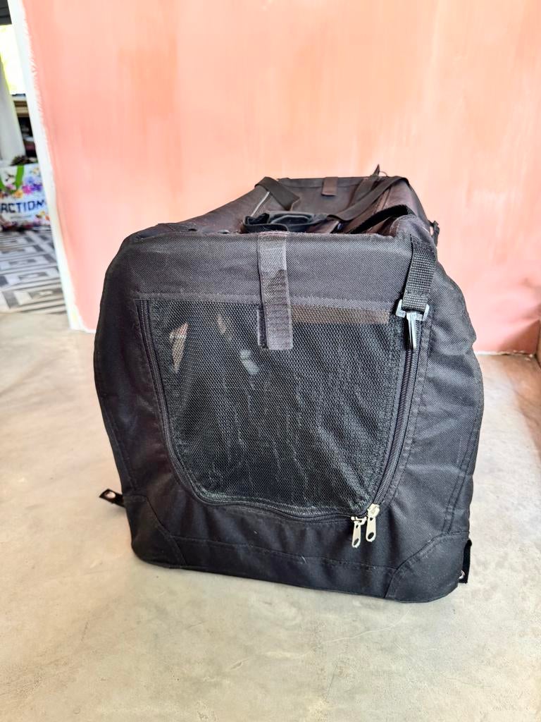 Lichtgewicht/Inklapbare bench, Dieren en Toebehoren, Hondenbenches, Ophalen of Verzenden, Zo goed als nieuw