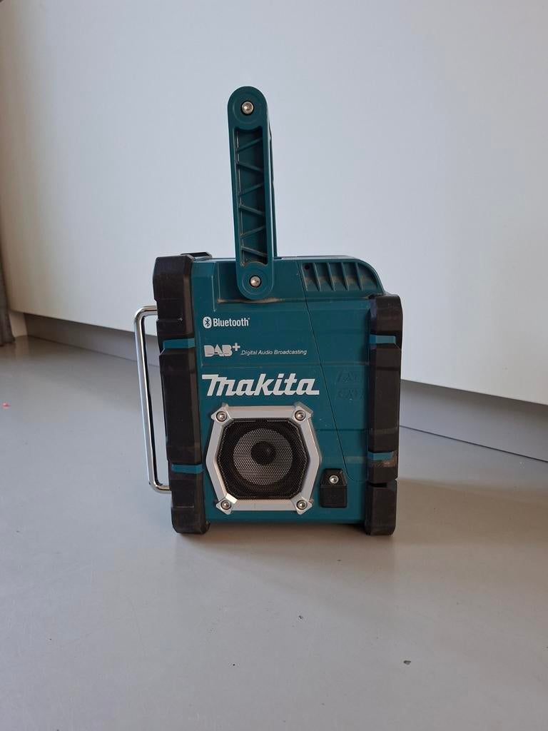 Makita Bouwradio DAB+ Bluetooth - Robuust en Draagbaar, Audio, Tv en Foto, Radio's, Ophalen of Verzenden