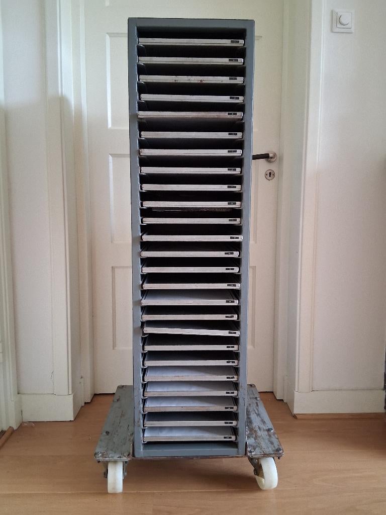 ladekast, 25 lades, lade 43x35,5 cm, Ophalen