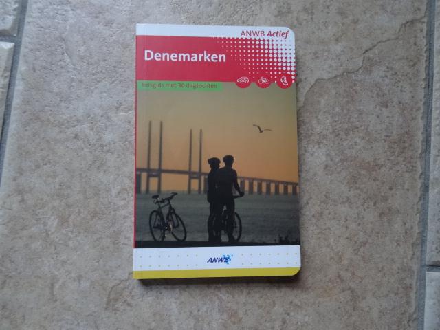 Denemarken ; anwb actief reisgids, Boeken, Reisgidsen, Zo goed als nieuw, Fiets- of Wandelgids, Europa, ANWB, Ophalen of Verzenden