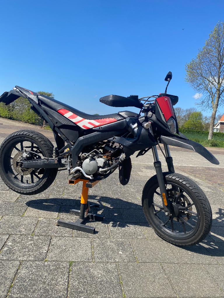 Derbi senda, Ophalen, 6 versnellingen, Gebruikt, Maximaal 45 km/u