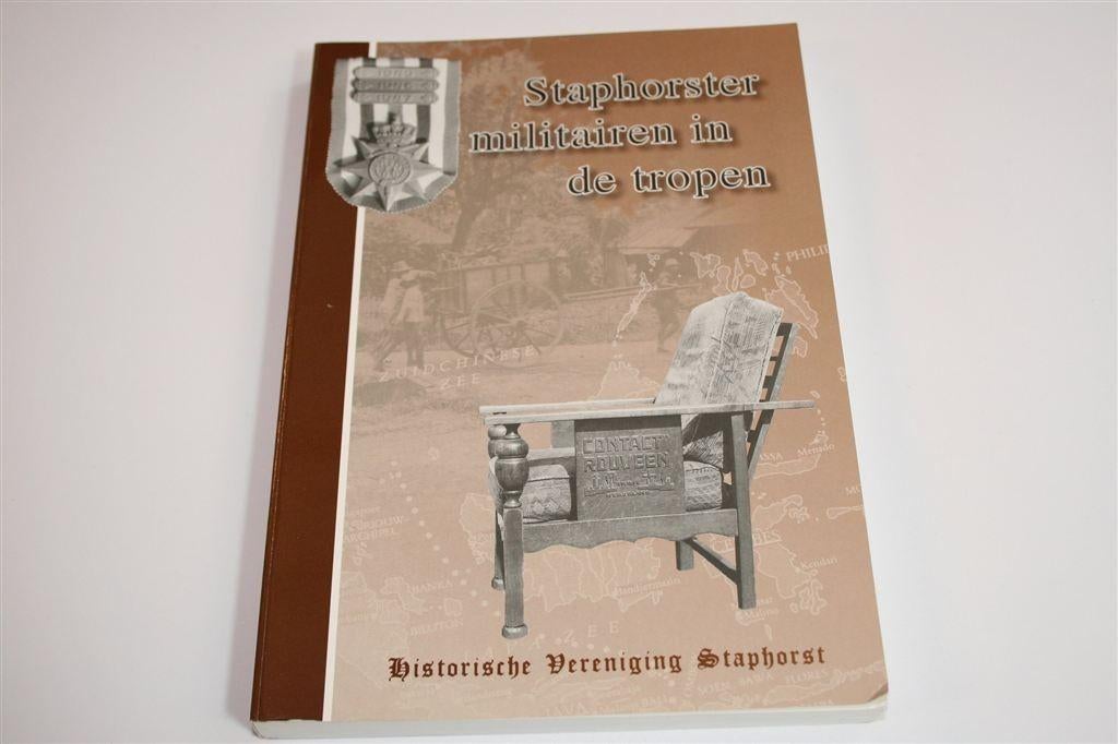 Staphorster Militairen in Nederlands-Indië, Ophalen of Verzenden, Zo goed als nieuw