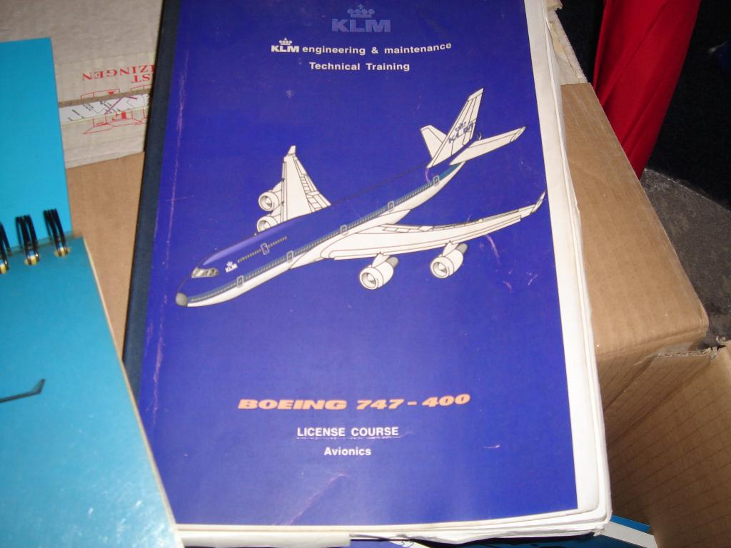 GWK Ground engineer B744 KLM trainingsboeken, KLM, Overige onderwerpen, Ophalen, Gelezen