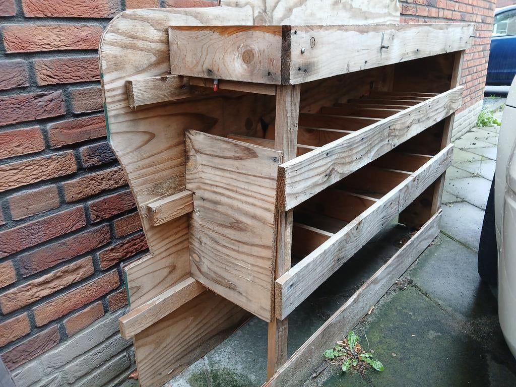 Houten inbouwrek voor materialen in Caddy, Ophalen, Gebruikt, Minder dan 25 mm, Plank