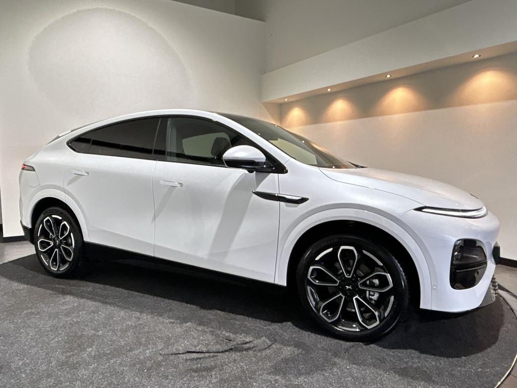 XPENG G6 RWD Standard Range 68.5 kWh Premium interieur met e, Auto's, XPENG, Achterwielaandrijving, Gebruikt, 252 pk, 2065 kg