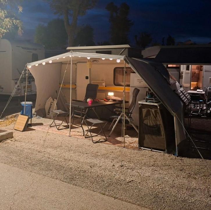 Kip caravan, Caravans en Kamperen, Tenten, tot en met 4, Gebruikt, Ophalen