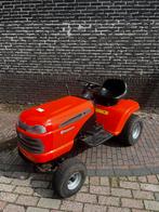 Husqvarna lt131 (lees beschrijving), Tuin en Terras, Zitmaaiers, Ophalen, Husqvarna zitmaaier, Versnellingen, Zo goed als nieuw