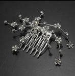 Haarkam met fijne strass bloemetjes, Haarspeld, Ophalen of Verzenden, Sieraadspecialist, Nvt