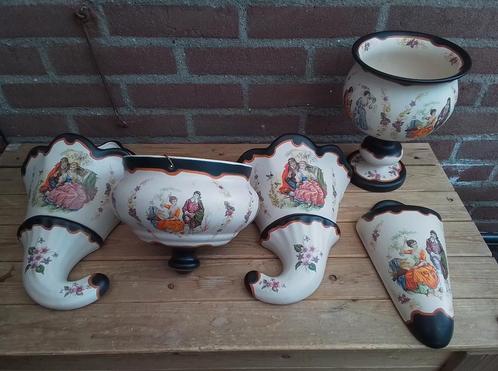 Gouda Plateel Set- Wand Bloempotten & Staande pot, Tuin en Terras, Bloempotten, Zo goed als nieuw, Aardewerk, Minder dan 25 cm