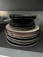 Borden, Antiek en Kunst, Antiek | Servies compleet, Ophalen of Verzenden
