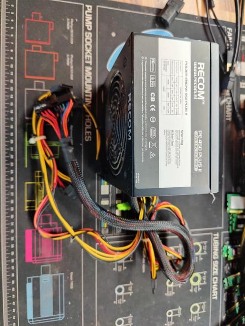 Recom 450w power plus 8 pin GPU + stroomkabel, Computers en Software, Interne voedingen, Refurbished, Ophalen of Verzenden