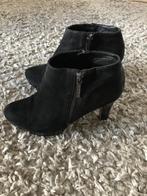 Clarks enkellaars software zwart suede maat 6,5 = 40, Zwart, Lage of Enkellaarzen, Ophalen of Verzenden, Clarks