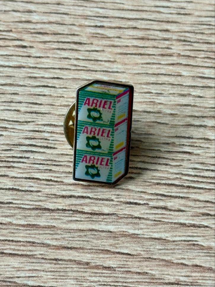 Ariel Vintage Pin, Verzamelen, Speldjes, Pins en Buttons, Gebruikt, Speldje of Pin, Overige onderwerpen, Ophalen of Verzenden