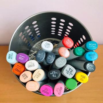 Copic Sketch Markers en Classic Markers  beschikbaar voor biedingen