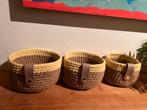 Set van 3 jute mandjes met licht geel katoen en leren band, Ophalen of Verzenden, Nieuw, Rond, Mand