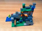 Lego Minecraft 21141 - Zombiegrot, Ophalen of Verzenden, Zo goed als nieuw, Complete set, Lego