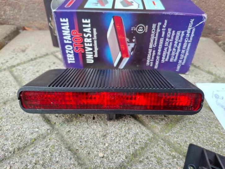 Universeel derde remlicht stoplicht retro oldtimer NIEUW!, Auto diversen, Auto-accessoires, Nieuw, Verzenden