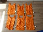 6 oranje hesjes, kindermaat en 5 pionnen, Ophalen of Verzenden, Voetbal, Gedragen, Overige maten