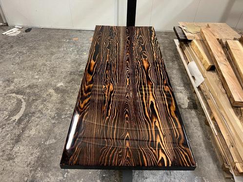 Showroomuitverkoop! Epoxy tafel - verbrand hout, Huis en Inrichting, Tafels | Eettafels, Nieuw, 50 tot 100 cm, 200 cm of meer