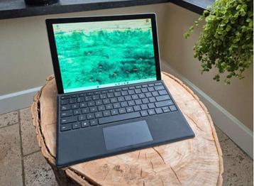 Microsoft Surface Pro 7 (i5 1035G4, 8gb ram, 256gb SSD) beschikbaar voor biedingen