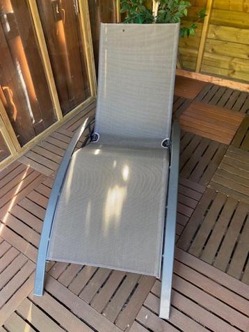 ligbed  beschikbaar voor biedingen