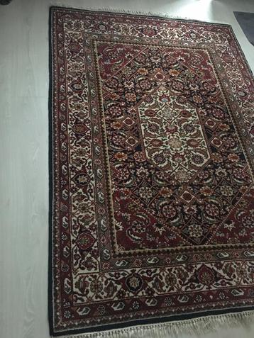 Perzische tapijt handgeknoopte  beschikbaar voor biedingen