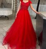 Prachtige Rode Galajurk, Kleding | Dames, Maat 38/40 (M), Ophalen of Verzenden, Zo goed als nieuw, Rood