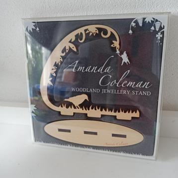 Jewellery Stand van Amanda Coleman beschikbaar voor biedingen