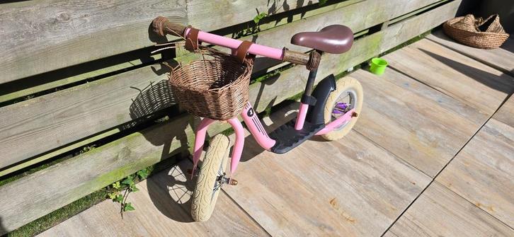 x2 Loopfiets vanaf 2 jaar, Kinderen en Baby's, Speelgoed | Buiten | Voertuigen en Loopfietsen, Gebruikt, Loopfiets, Ophalen