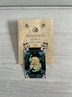 Fairyloot “Bonesmith” pin, Ophalen of Verzenden, Nieuw, Nicki Pau Preto