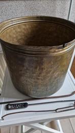 antieke grote koperen pot met 3 kachel poten, Ophalen of Verzenden, Koper