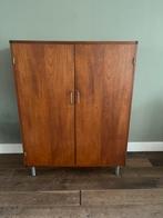 Pastoe kast, Ophalen