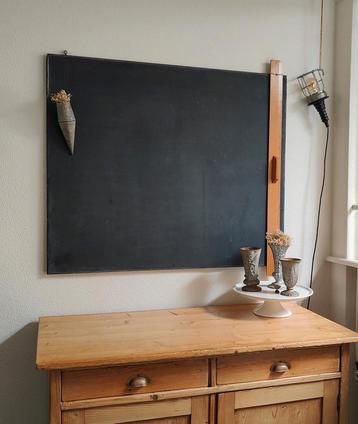 Oud krijtbord / Brocante schoolbord  beschikbaar voor biedingen