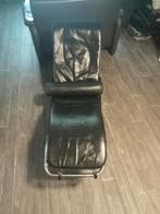 Relax fauteuil zwart model LC4, Ophalen, Gebruikt, Eenpersoons, Leer