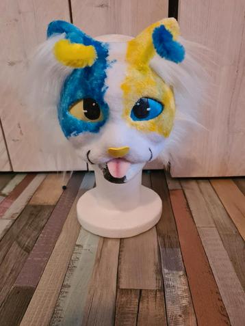 Premade alien kitty mask!! beschikbaar voor biedingen