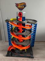 Te koop aangeboden hot wheels mega garage, Ophalen, Zo goed als nieuw