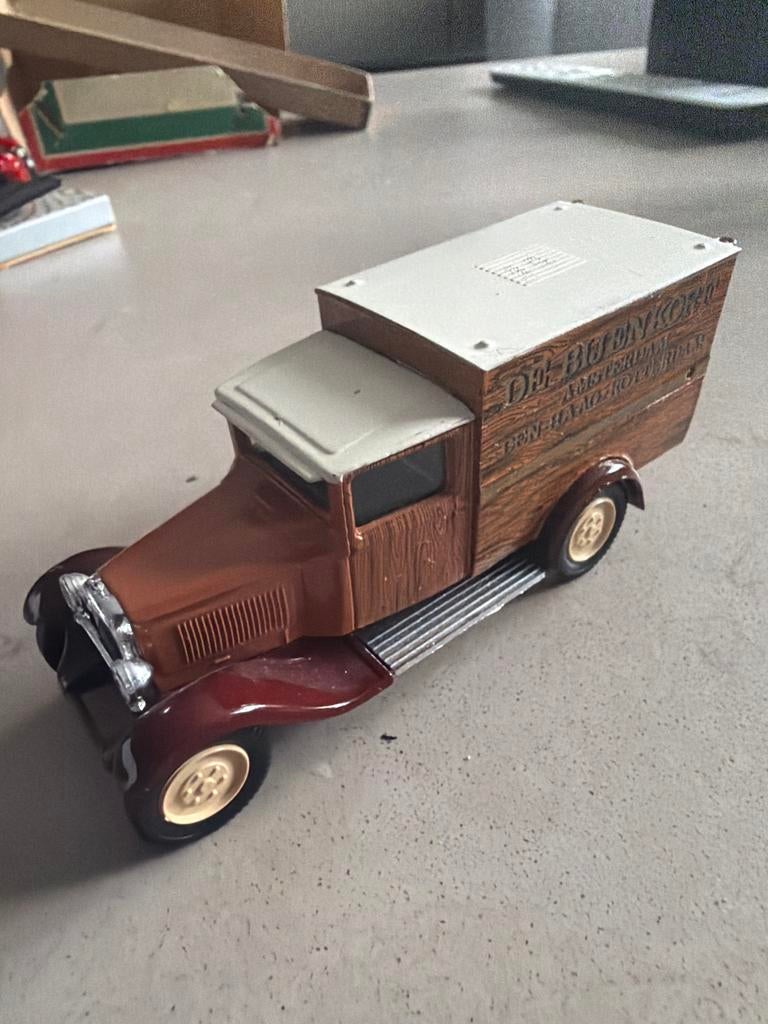 Vintage Bburago 'De Bijenkorf' Bestelwagen, Hobby en Vrije tijd, Modelauto's | 1:18, Ophalen of Verzenden, Gebruikt, Auto, Bburago