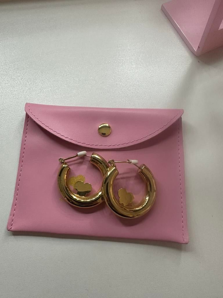 Juli dans oorbellen, Ophalen of Verzenden, Zo goed als nieuw, Goud, Hangers
