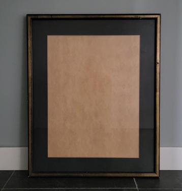 antieke grote houten lijst beschikbaar voor biedingen