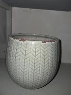 Licht mooie zacht oud groen bloempot tekoop., Ophalen, Rond, Zo goed als nieuw, Minder dan 25 cm