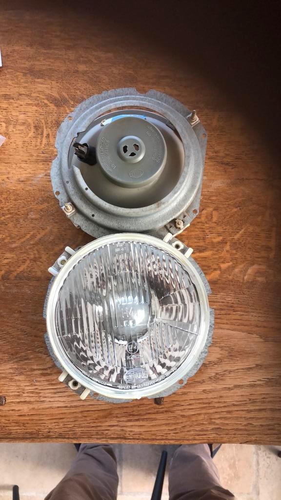 2 X Koplamp DAF  2100-2300-2500-2800  € 40  p/st, Auto-onderdelen, Verlichting, Nieuw, Ophalen of Verzenden