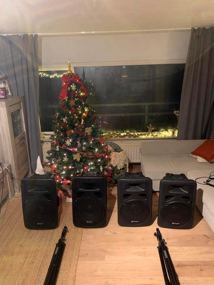 4x Skytech Active Speaker's Soundsystem, Audio, Tv en Foto, Luidsprekers, Zo goed als nieuw, Complete surroundset, 120 watt of meer