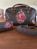 Mooie kleine weekend Tas en make up tasje. (Nieuw), Ophalen of Verzenden, Zo goed als nieuw, 30 cm of meer, Minder dan 35 cm
