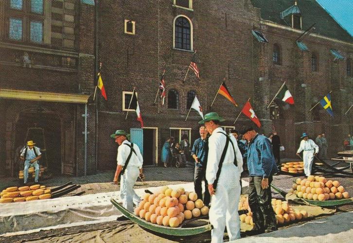 ALKMAAR Kaasmarkt (Rechte Rand), Verzamelen, Ansichtkaarten | Nederland, Ongelopen, Noord-Holland, 1980 tot heden, Verzenden
