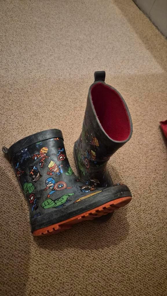 Marvel Regenlaarzen Maat 26, Kinderen en Baby's, Babykleding | Schoentjes en Sokjes, Gebruikt, Jongetje of Meisje, Laarsjes, Ophalen of Verzenden