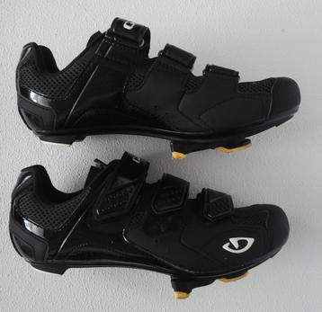 Giro Treble II fietsschoenen beschikbaar voor biedingen