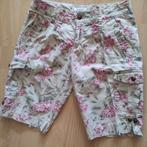 Korte gebloemde short. Van Yessica ( C&A ) ., Ophalen of Verzenden, Zo goed als nieuw, Maat 38/40 (M), Kort